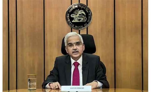 RBI retains FY24 GDP forecast at 6.5 pc, raises inflation projection
