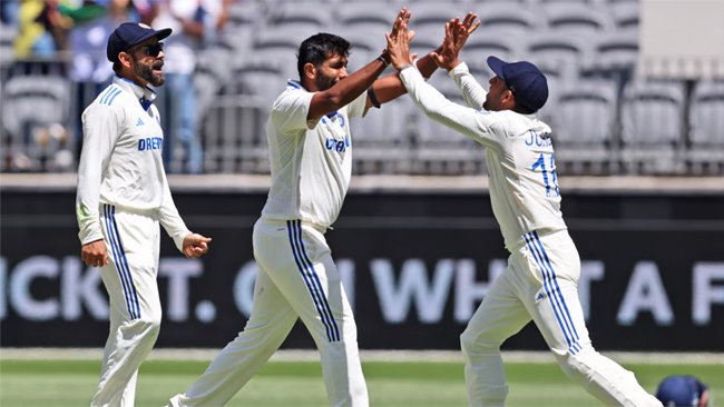 India vs Australia 2nd Test Day 1 Scoreboard